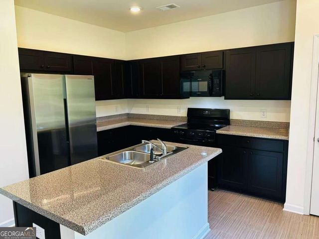 1400 Kammi Street, Dalton, GA 30720