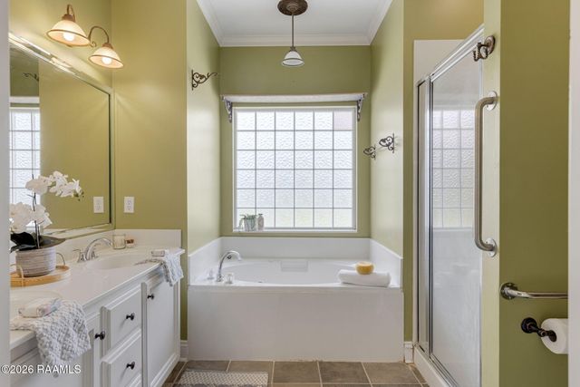 111 Tulip Tree Lane, Broussard, LA 70518