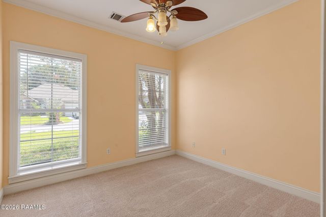 111 Tulip Tree Lane, Broussard, LA 70518