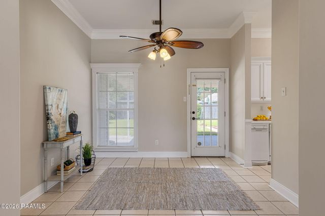 111 Tulip Tree Lane, Broussard, LA 70518