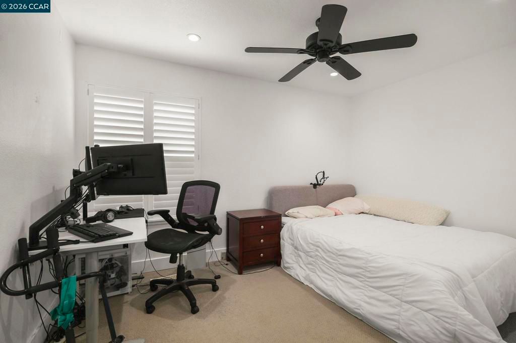 Image 21 of property listing at 11573 Fenwick Court, Dublin, CA 94568
