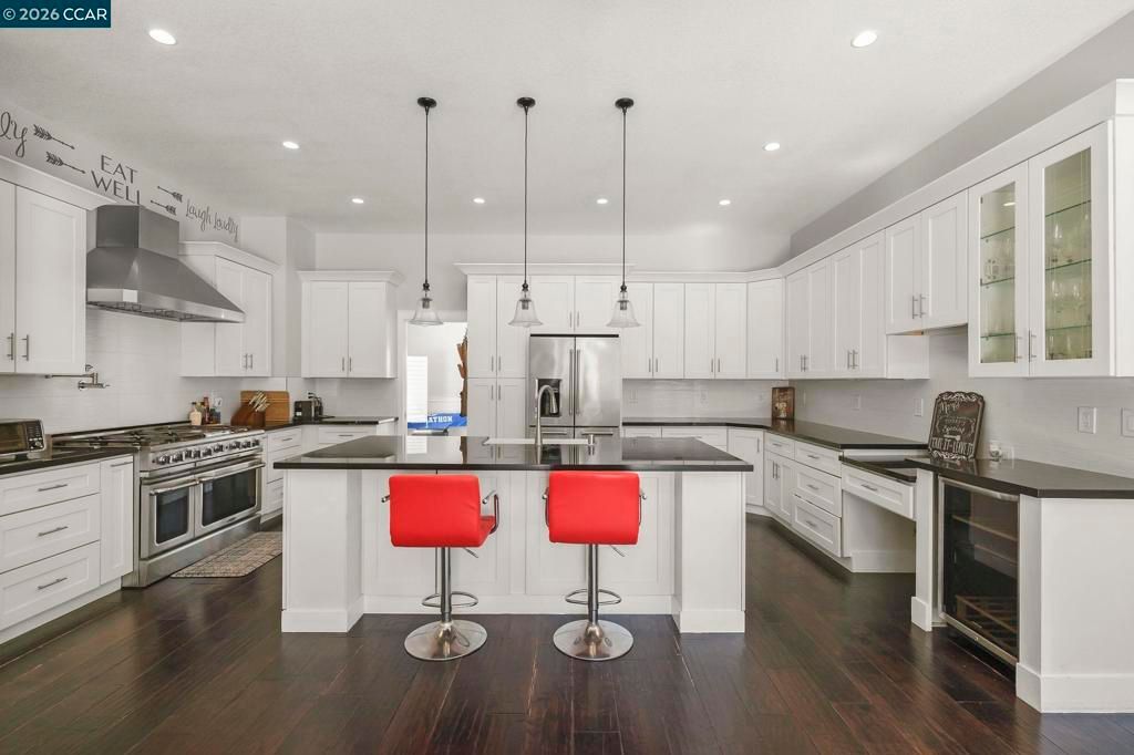 Image 8 of property listing at 11573 Fenwick Court, Dublin, CA 94568