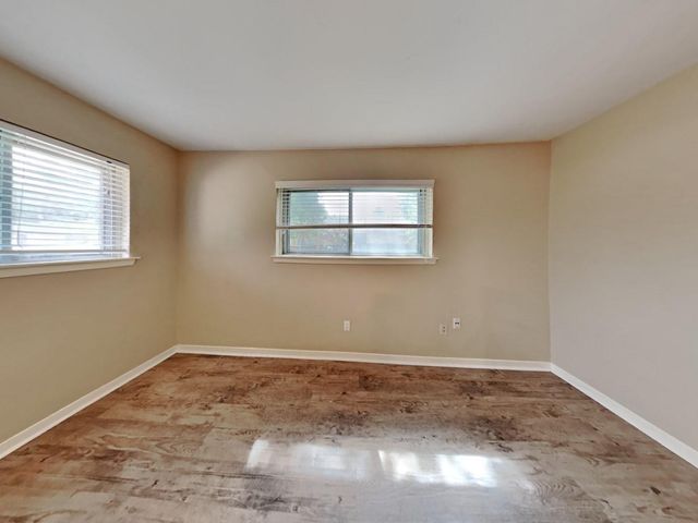 10418 Winding Trail Road, La Porte, TX 77571