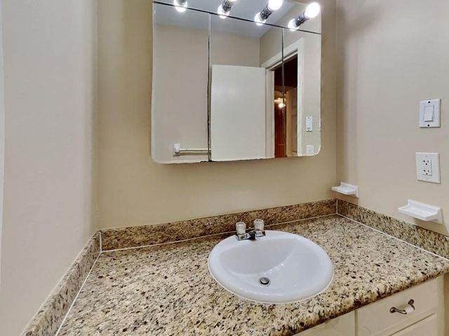 10418 Winding Trail Road, La Porte, TX 77571