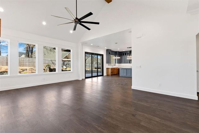 8201 Amber Ridge Drive, Edmond, OK 73034