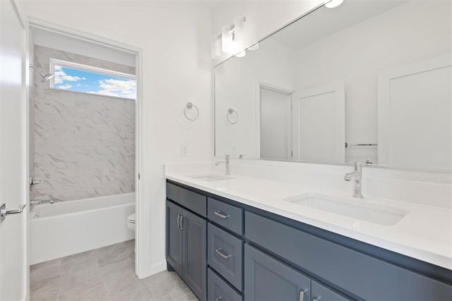 8201 Amber Ridge Drive, Edmond, OK 73034