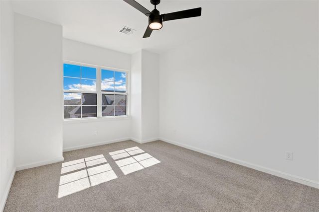 8201 Amber Ridge Drive, Edmond, OK 73034