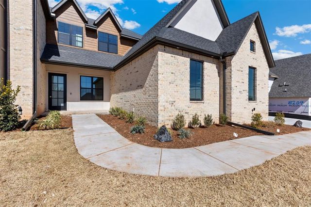 8201 Amber Ridge Drive, Edmond, OK 73034