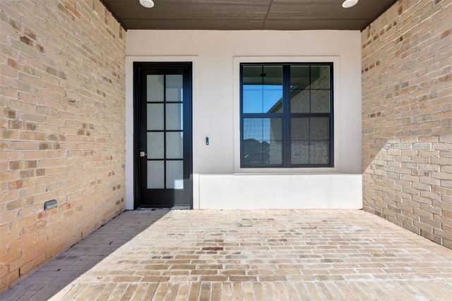 8201 Amber Ridge Drive, Edmond, OK 73034