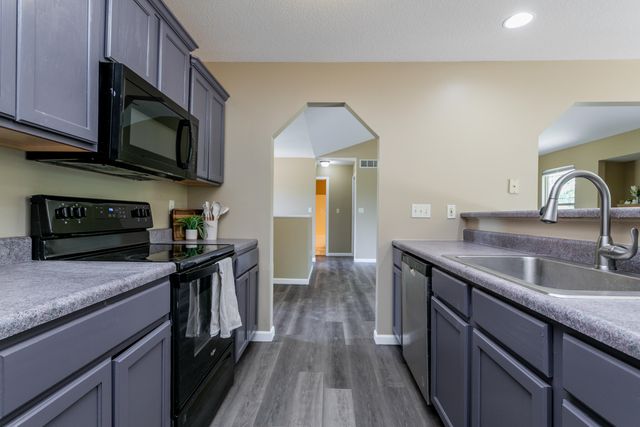 4008 IGUANA DR, Columbia, MO 65202
