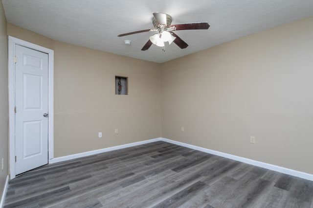 4008 IGUANA DR, Columbia, MO 65202