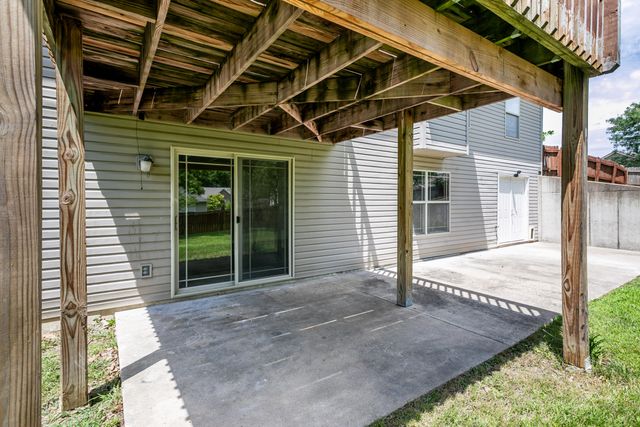 4008 IGUANA DR, Columbia, MO 65202