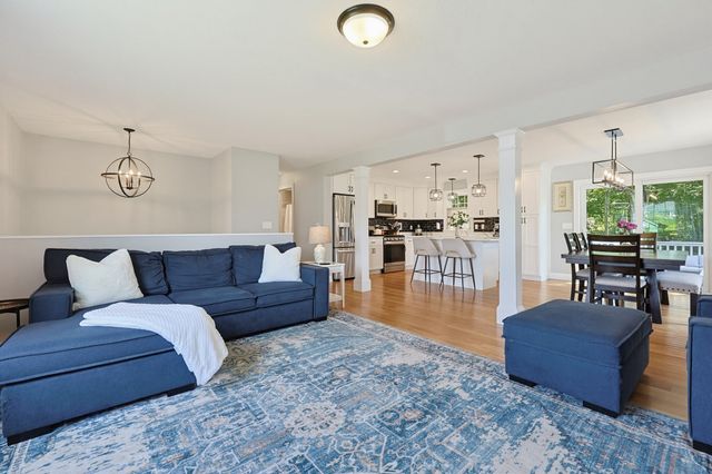 70 Henrietta Way, Taunton, MA 02780