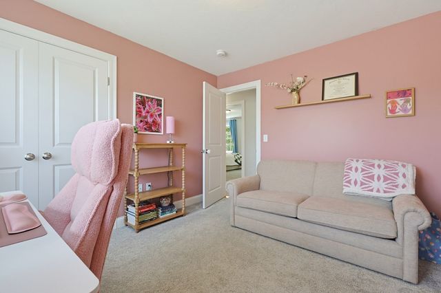 70 Henrietta Way, Taunton, MA 02780
