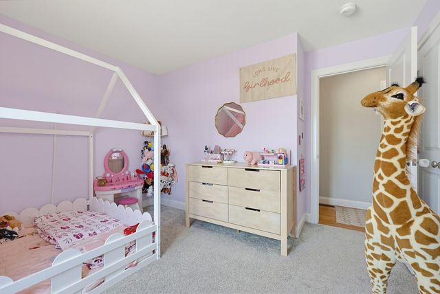 70 Henrietta Way, Taunton, MA 02780