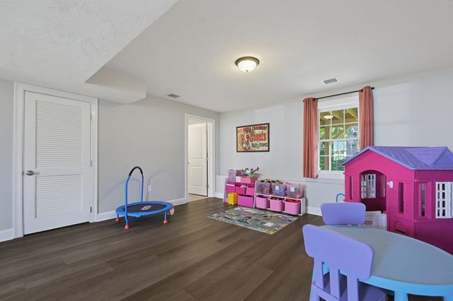 70 Henrietta Way, Taunton, MA 02780