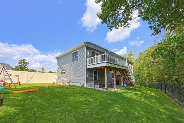 70 Henrietta Way, Taunton, MA 02780