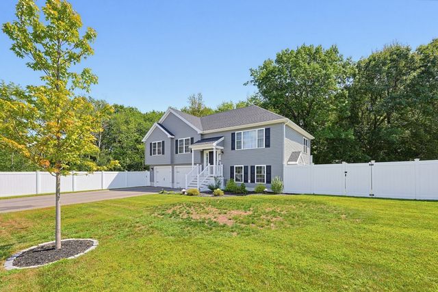 70 Henrietta Way, Taunton, MA 02780