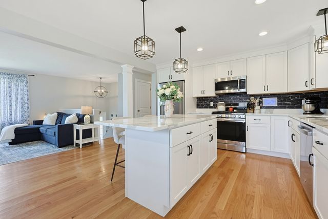 70 Henrietta Way, Taunton, MA 02780