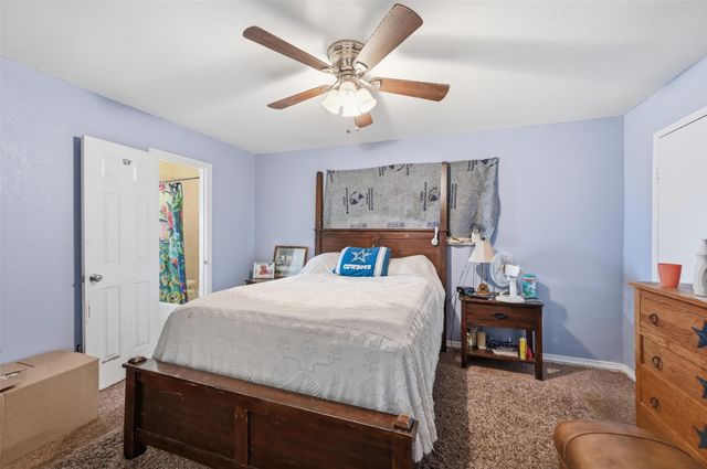 905 Brookhaven Drive, Lancaster, TX 75134