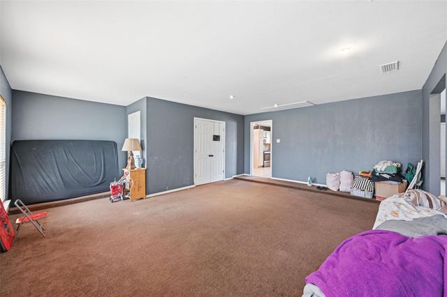 905 Brookhaven Drive, Lancaster, TX 75134