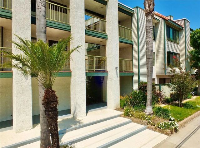 1903 Temple Avenue 127, Signal Hill, CA 90755