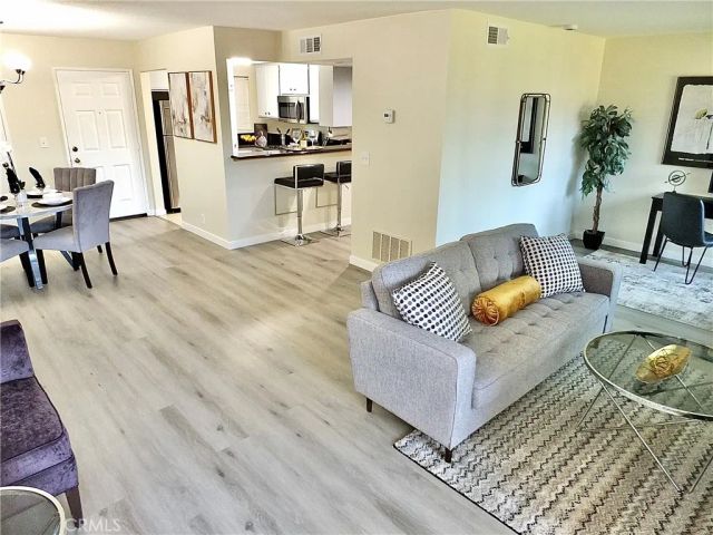 1903 Temple Avenue 127, Signal Hill, CA 90755