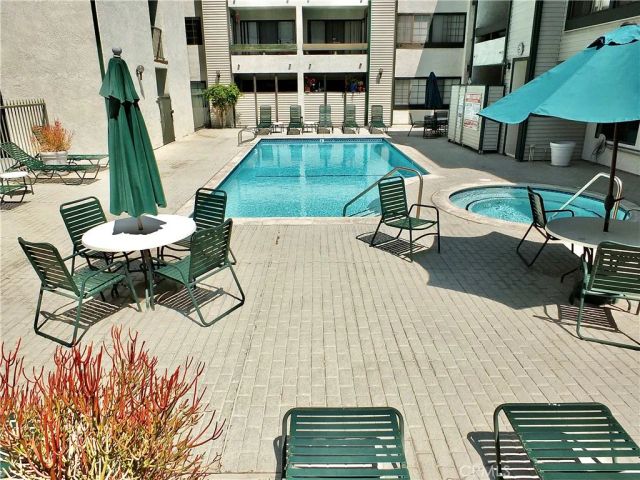 1903 Temple Avenue 127, Signal Hill, CA 90755