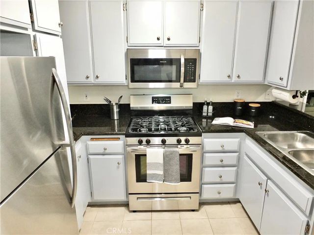 1903 Temple Avenue 127, Signal Hill, CA 90755