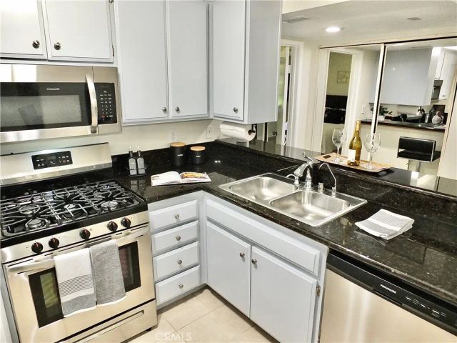 1903 Temple Avenue 127, Signal Hill, CA 90755