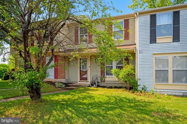 4686 WHITELY CT, Woodbridge, VA 22193