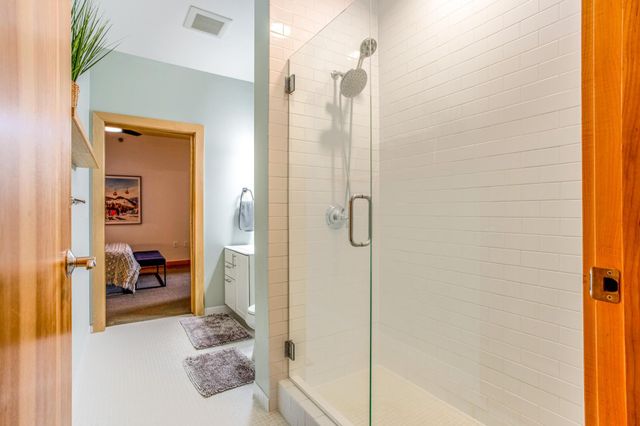 521 2nd Street SE 307, Minneapolis, MN 55414