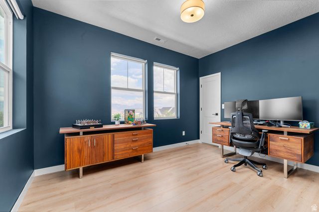 11232 S WILLOW WALK DR, South Jordan, UT 84009
