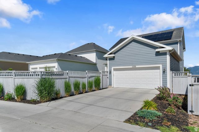 11232 S WILLOW WALK DR, South Jordan, UT 84009