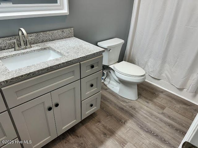 301 Brookstone Way, Jacksonville, NC 28546