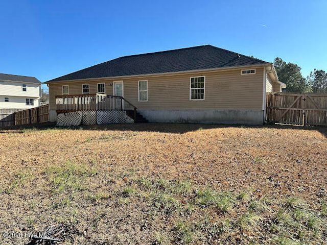 301 Brookstone Way, Jacksonville, NC 28546