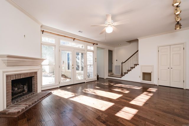 24 Windsor Court, Little Rock, AR 72212