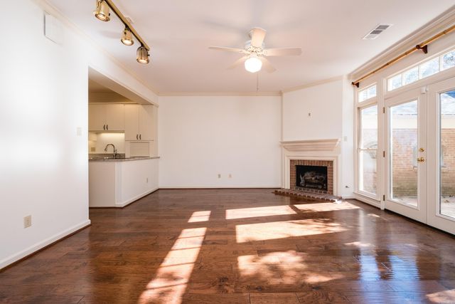 24 Windsor Court, Little Rock, AR 72212