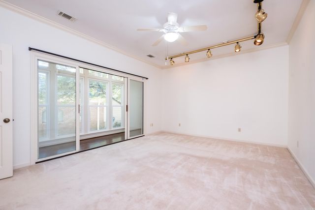 24 Windsor Court, Little Rock, AR 72212