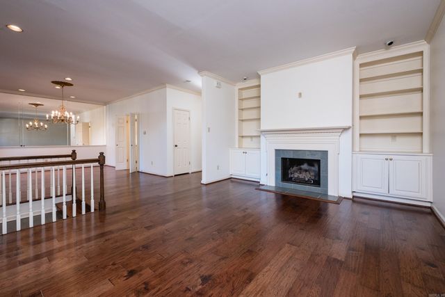 24 Windsor Court, Little Rock, AR 72212