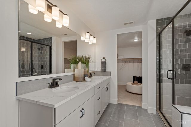 7675 E Meriwether Dr, Nampa, ID 83687