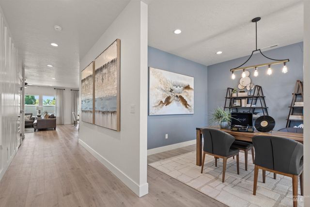 7675 E Meriwether Dr, Nampa, ID 83687