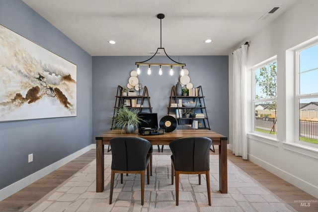 7675 E Meriwether Dr, Nampa, ID 83687