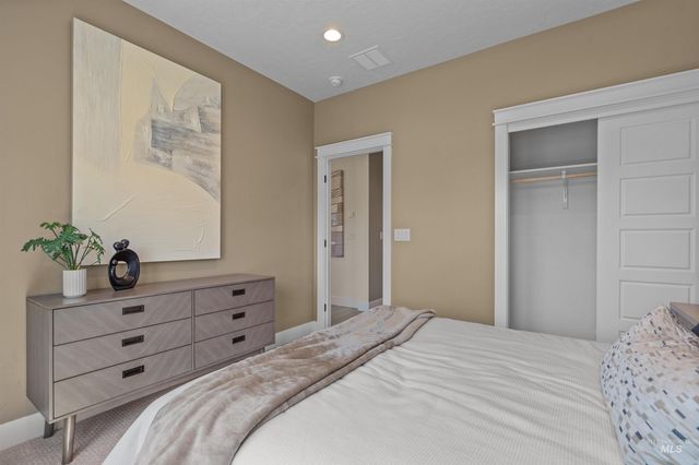 7675 E Meriwether Dr, Nampa, ID 83687