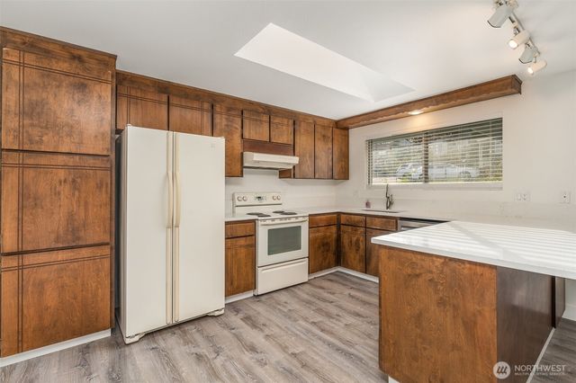 12707 89th Place NE, Kirkland, WA 98034