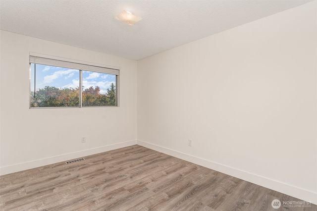 12707 89th Place NE, Kirkland, WA 98034