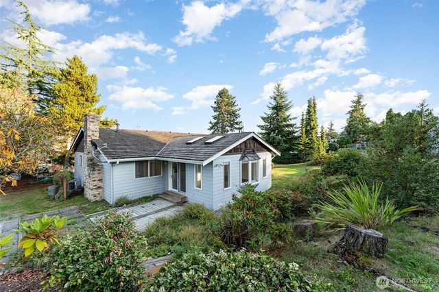 12707 89th Place NE, Kirkland, WA 98034