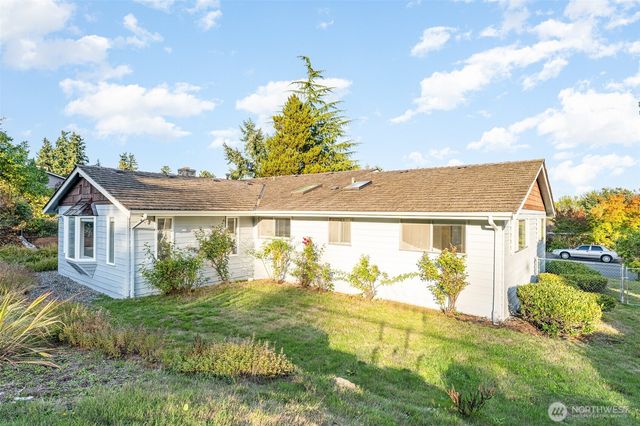 12707 89th Place NE, Kirkland, WA 98034