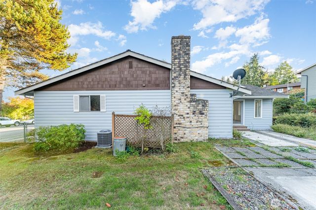 12707 89th Place NE, Kirkland, WA 98034