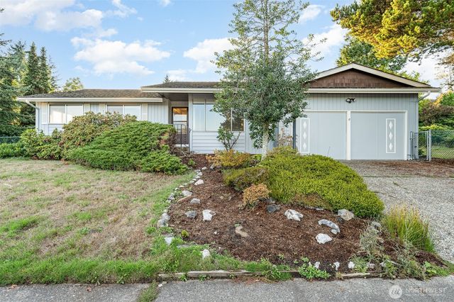 12707 89th Place NE, Kirkland, WA 98034